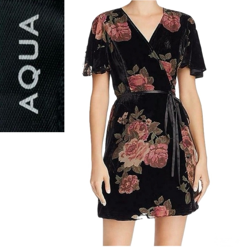 AQUA Black Velvet Floral Wrap Dress | Size Large